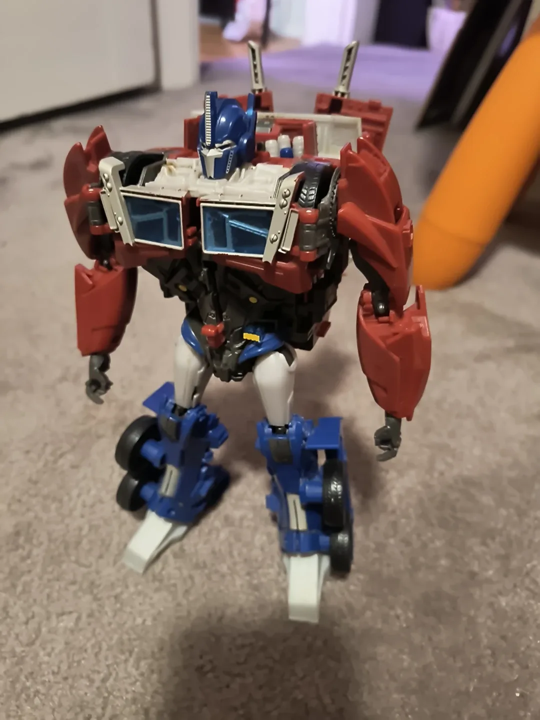 Transformers Optimus Prime Action Figure image indicator(3)