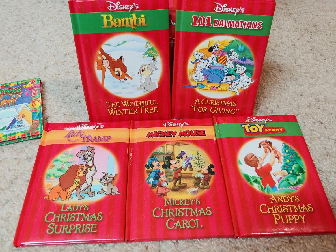 Disney Christmas Book Box with 6 Books + Pop Up Book image indicator(3)