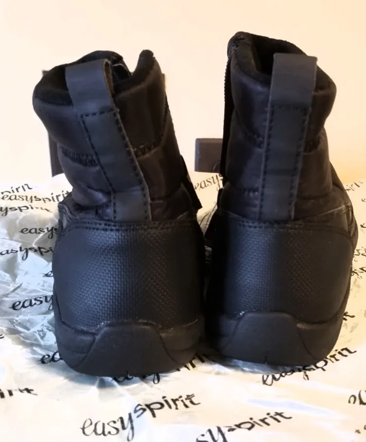 NWT EASY SPIRIT Women's Fleece Lined Boots image indicator(3)