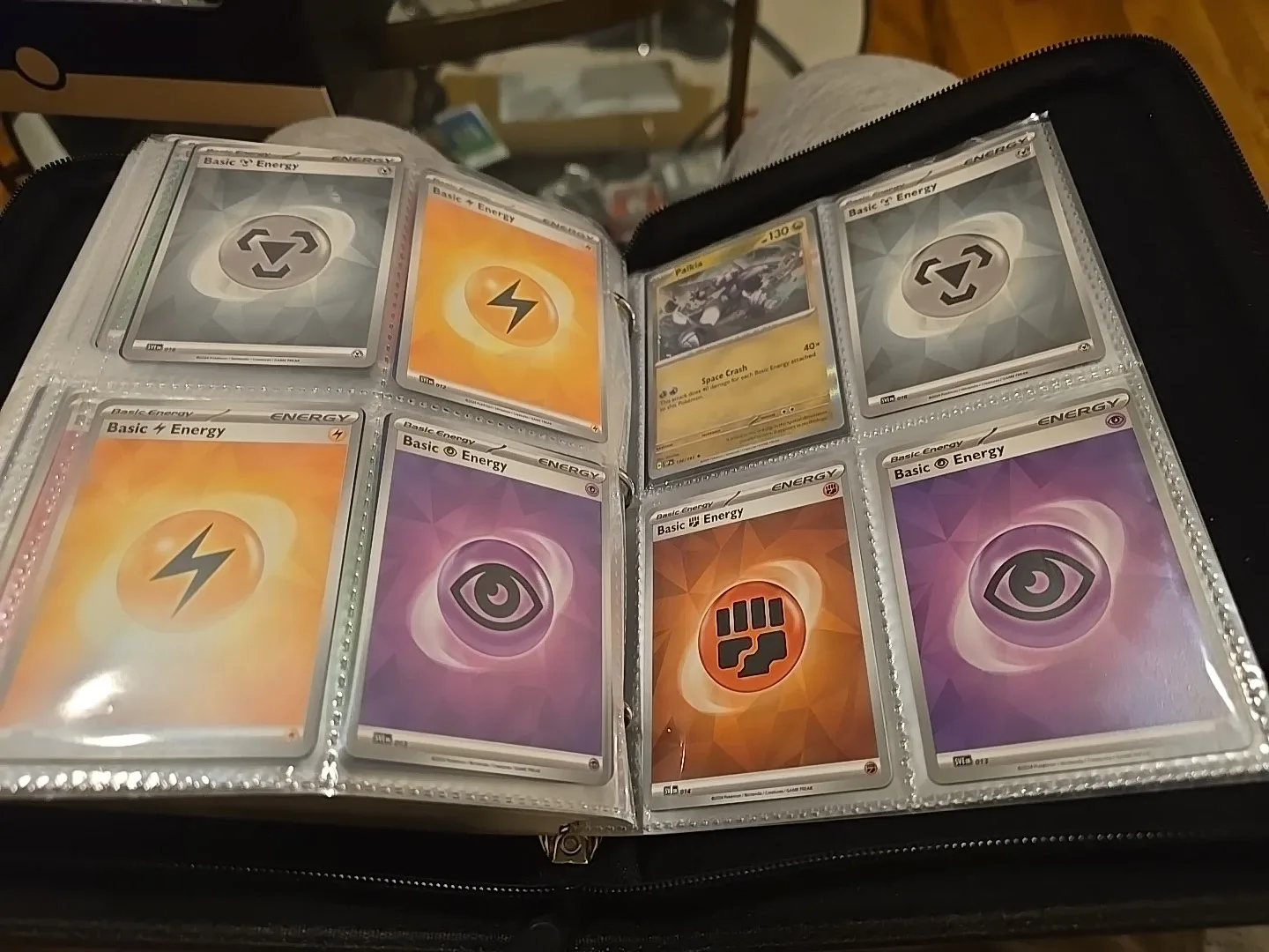 Red Pokemon Card Binder 400 cards. image indicator(6)