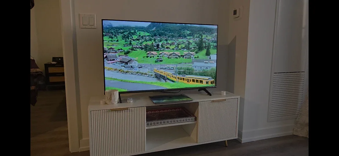 Hisense 43 inch TV image indicator(3)