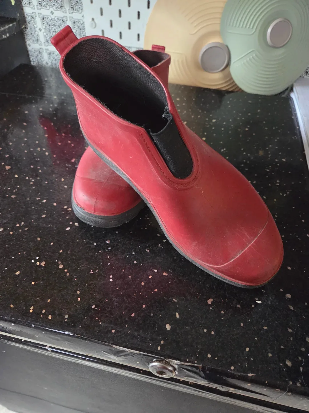 SLOGGERS Red Rubber Rain Boots