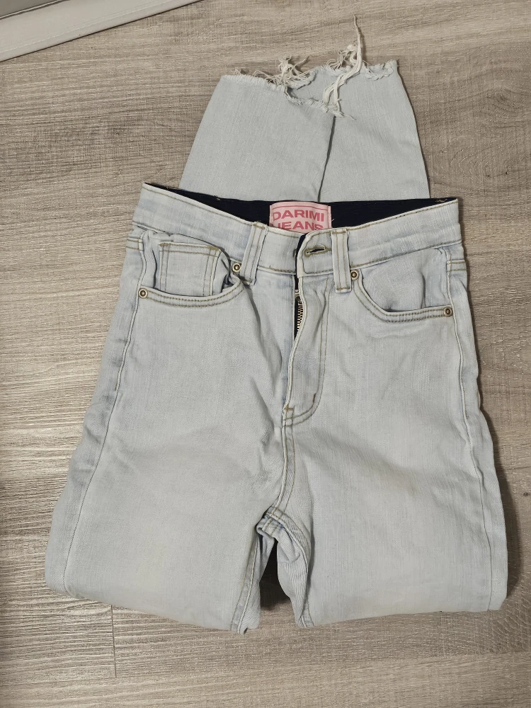 Korea Light Wash Darimi Jeans