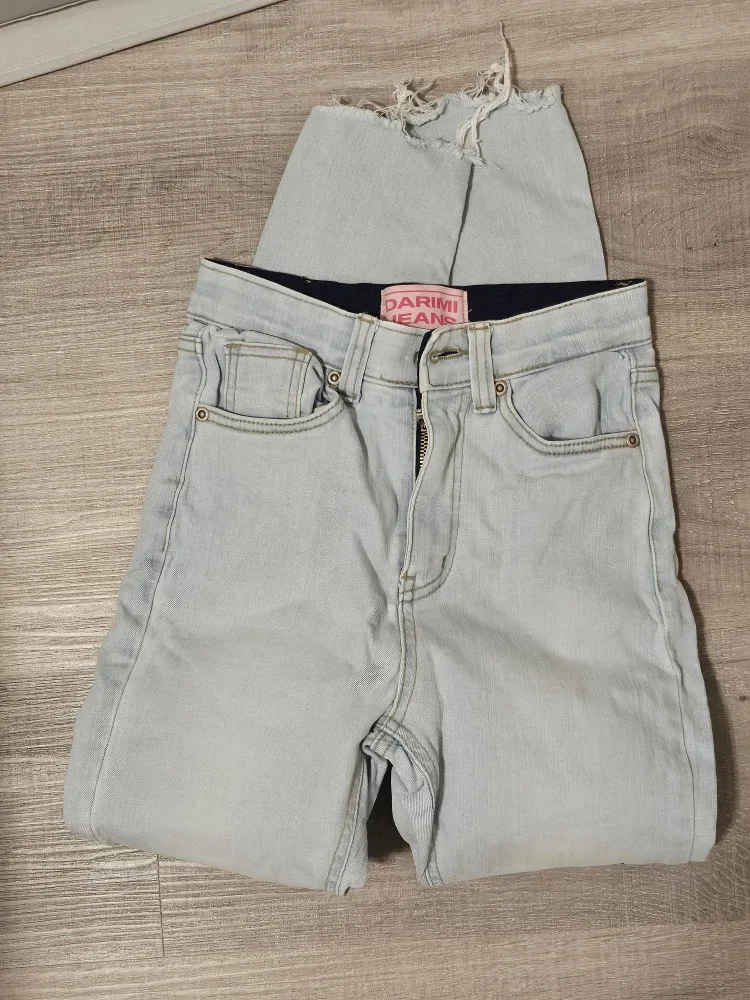 Korea Light Wash Darimi Jeans