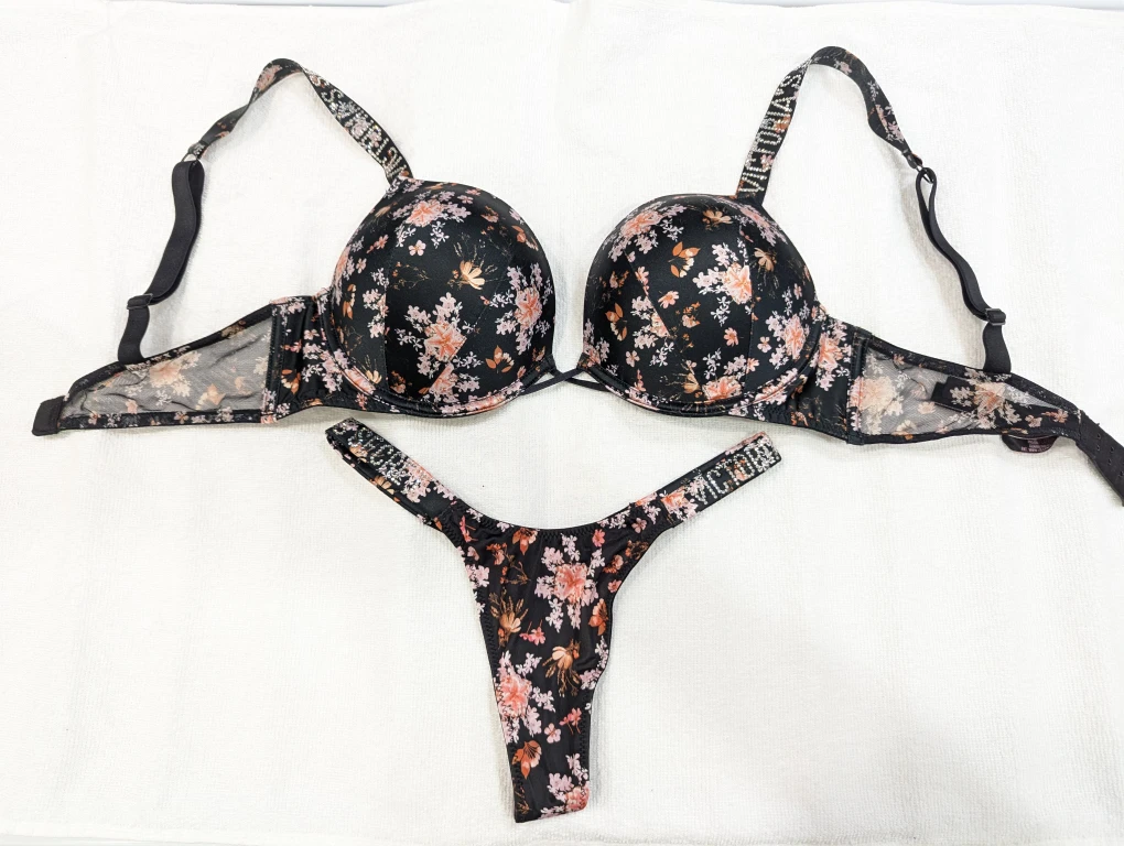 Victoria's Secret Bombshell Floral Bra & Thong Set 36B