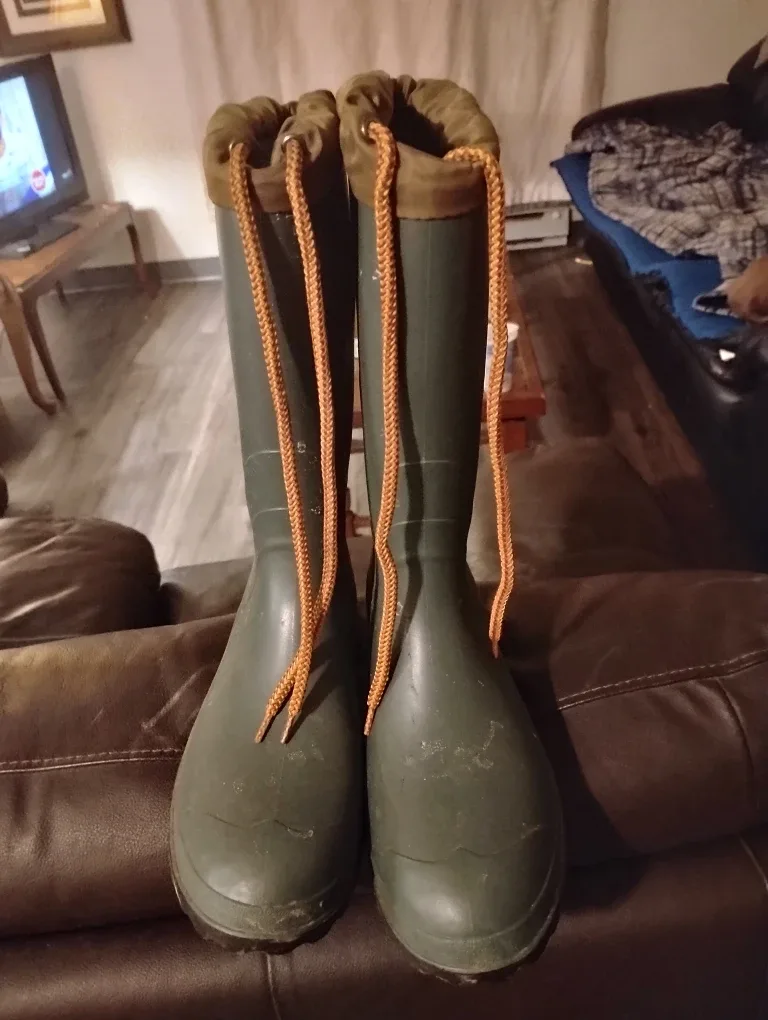 Green Rubber Rain Boots image indicator(3)