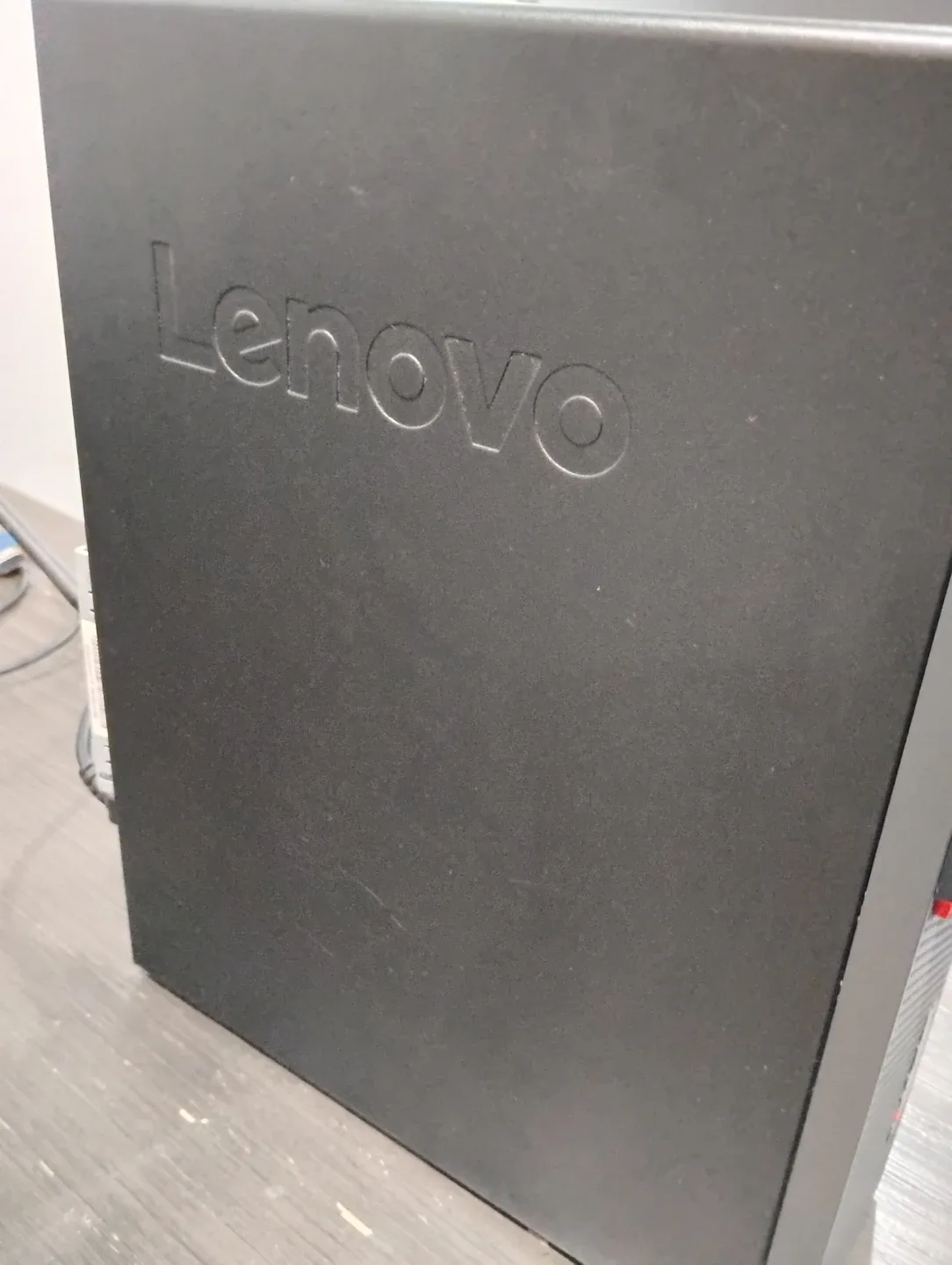 Lenovo ThinkCenter - Windows 11 PC image indicator(3)