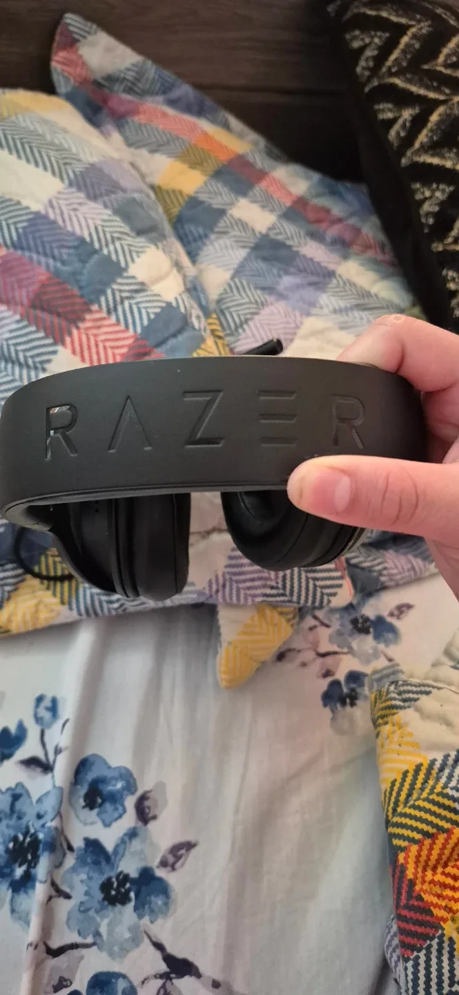 Razer Kraken Gaming Headset image indicator(2)