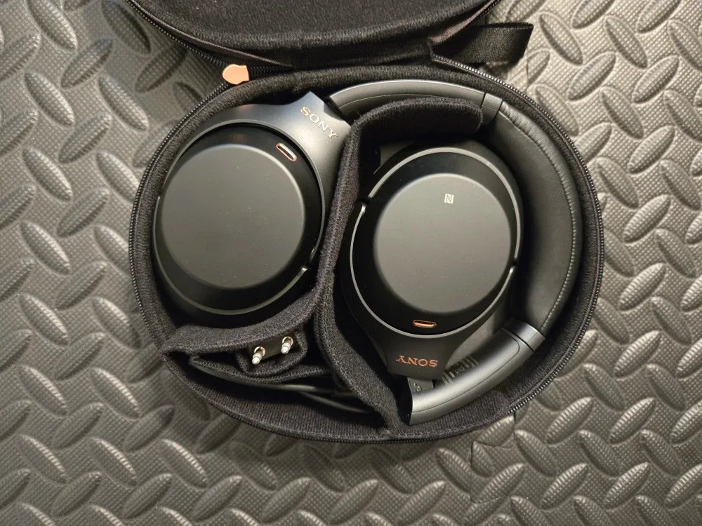 Sony WH-1000XM3 Wireless Noise Cancelling Headphones