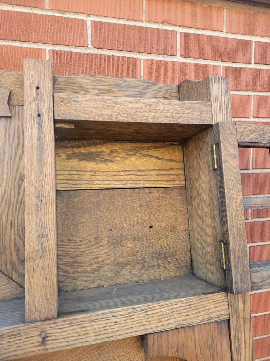 Wow! Wooden Fireplace Mantel! Christmas Decor. Shelf image indicator(4)