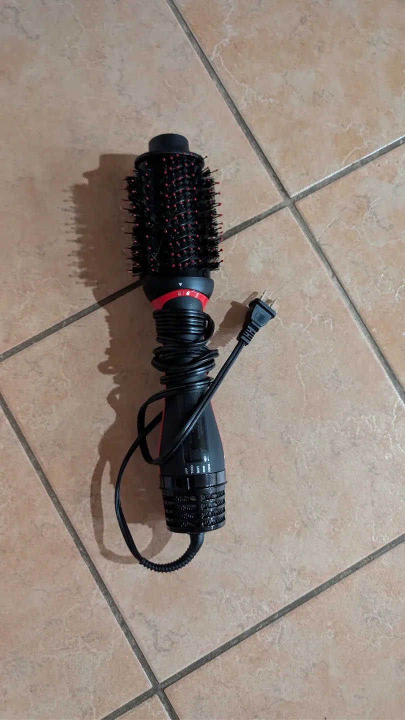 Hot Air Brush - Revlon thumbnail