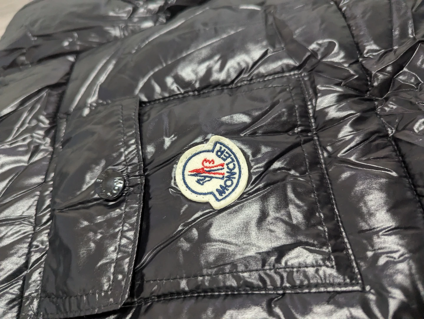 Moncler Black Puffer Jacket - photo 2