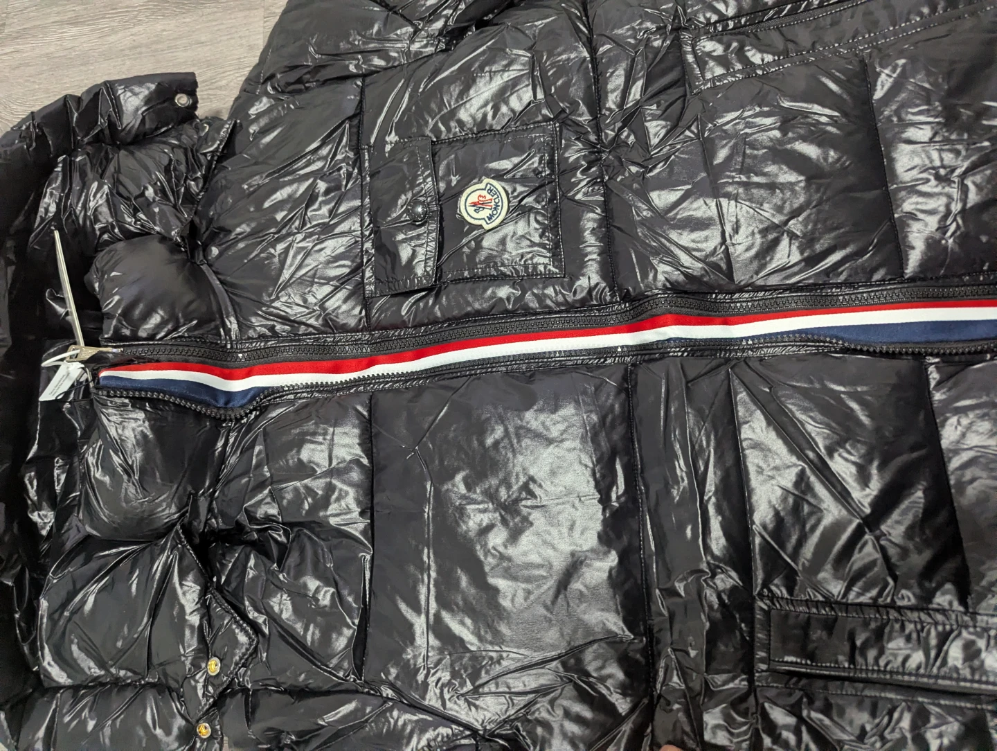 Moncler Black Puffer Jacket - photo 3