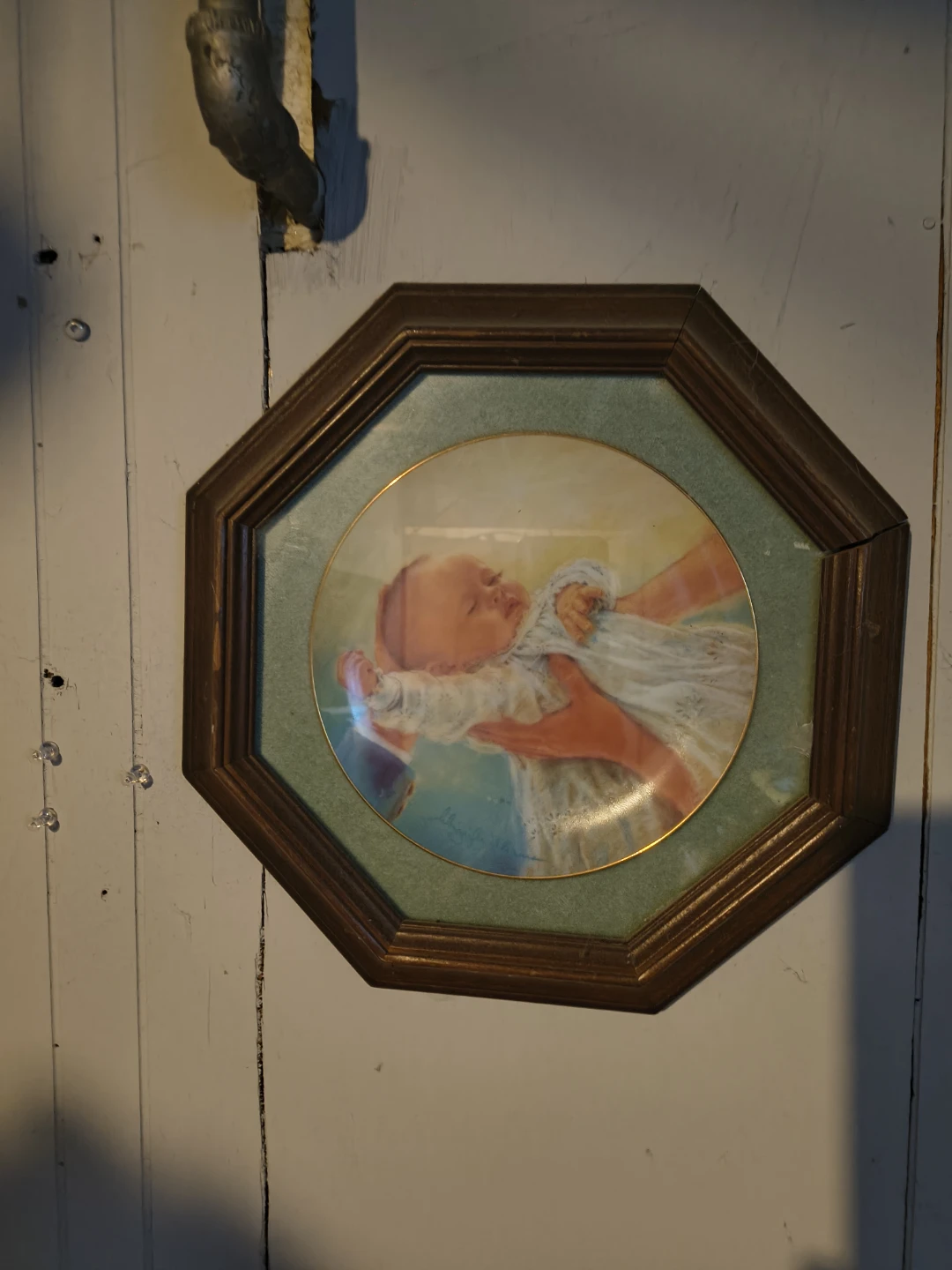 Baby plate with frame