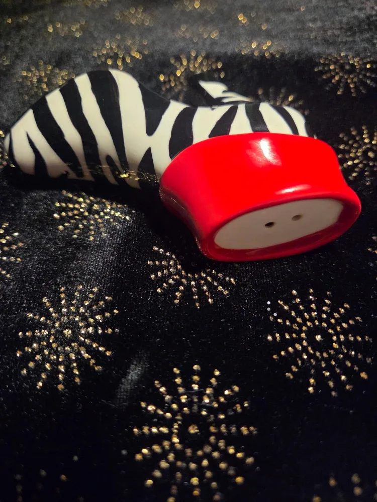 Zebra Print Shoe Salt Shaker image indicator(2)