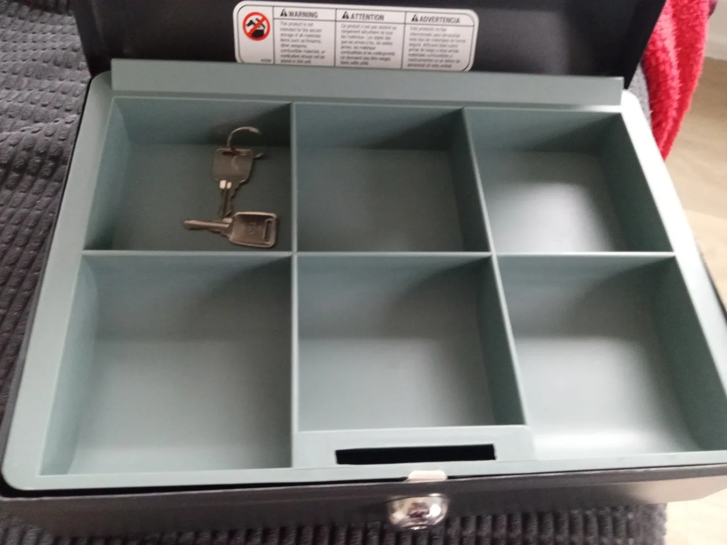 SentrySafe Cash Box - Black image indicator(2)