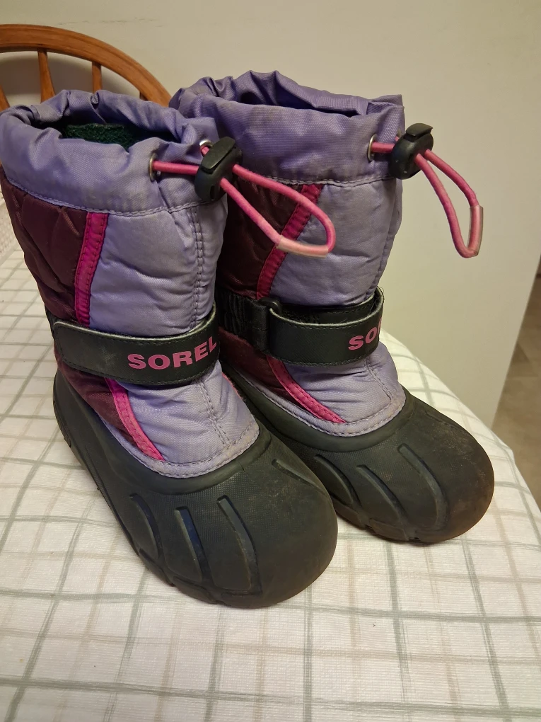 Sorel Kids' Snow Boots - Size 11 - photo 2