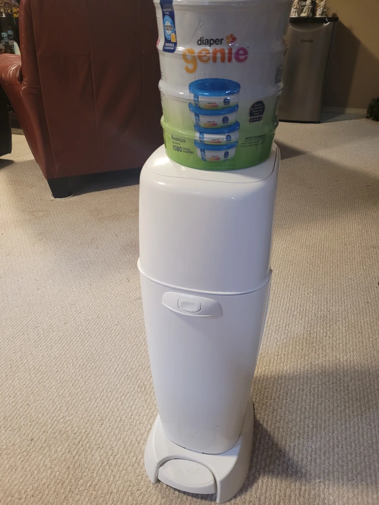 Diaper Genie with 4 Refills (1080 Diapers Total)