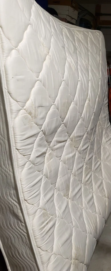 Full size mattress - photo 3