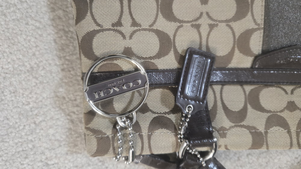 Coach Signature Print shoulder purse - photo 4