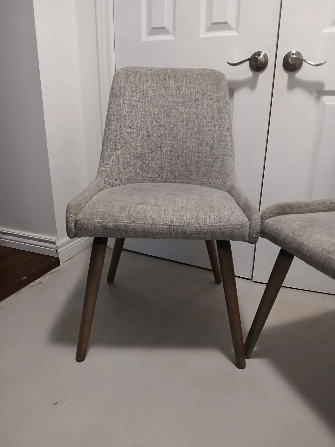 2 gray chairs 🏠Dufferin&Eglinton (or Front&Spadina, read below) image indicator(4)