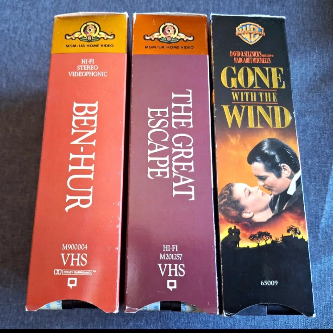 VHS Tapes: Ben-Hur, The Great Escape, Gone With the Wind image indicator(3)