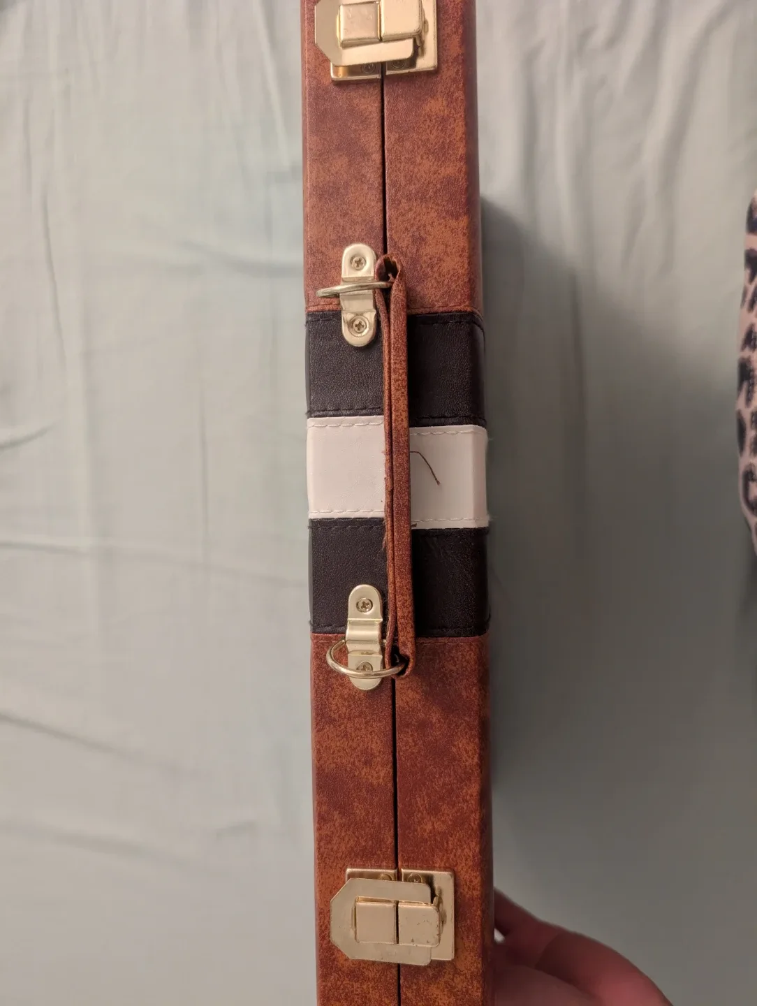 Vintage Backgammon Set in Carrying Case 15" (3 months) image indicator(2)