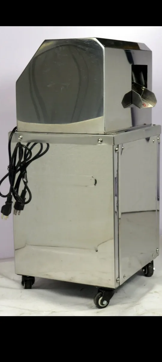 Commercial Sugarcane Juice Machine image indicator(2)