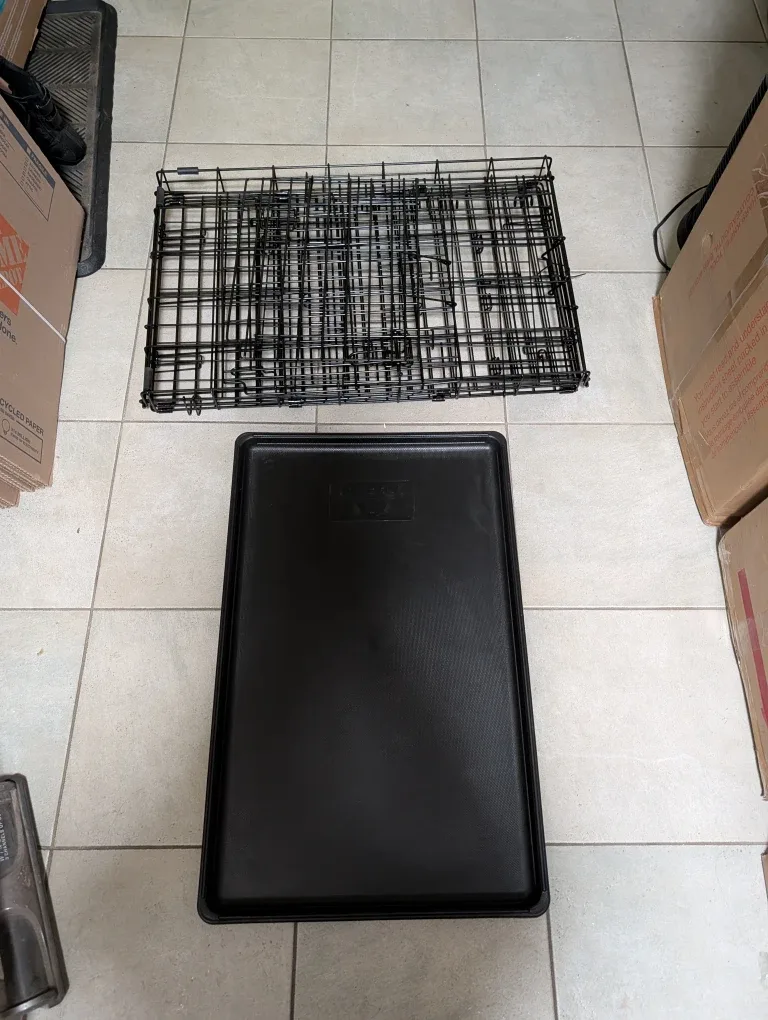 EveryYay Dog Crate with Tray