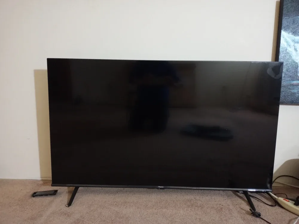 Hisense 55" UHD 4K A6 Google TV - Like New!