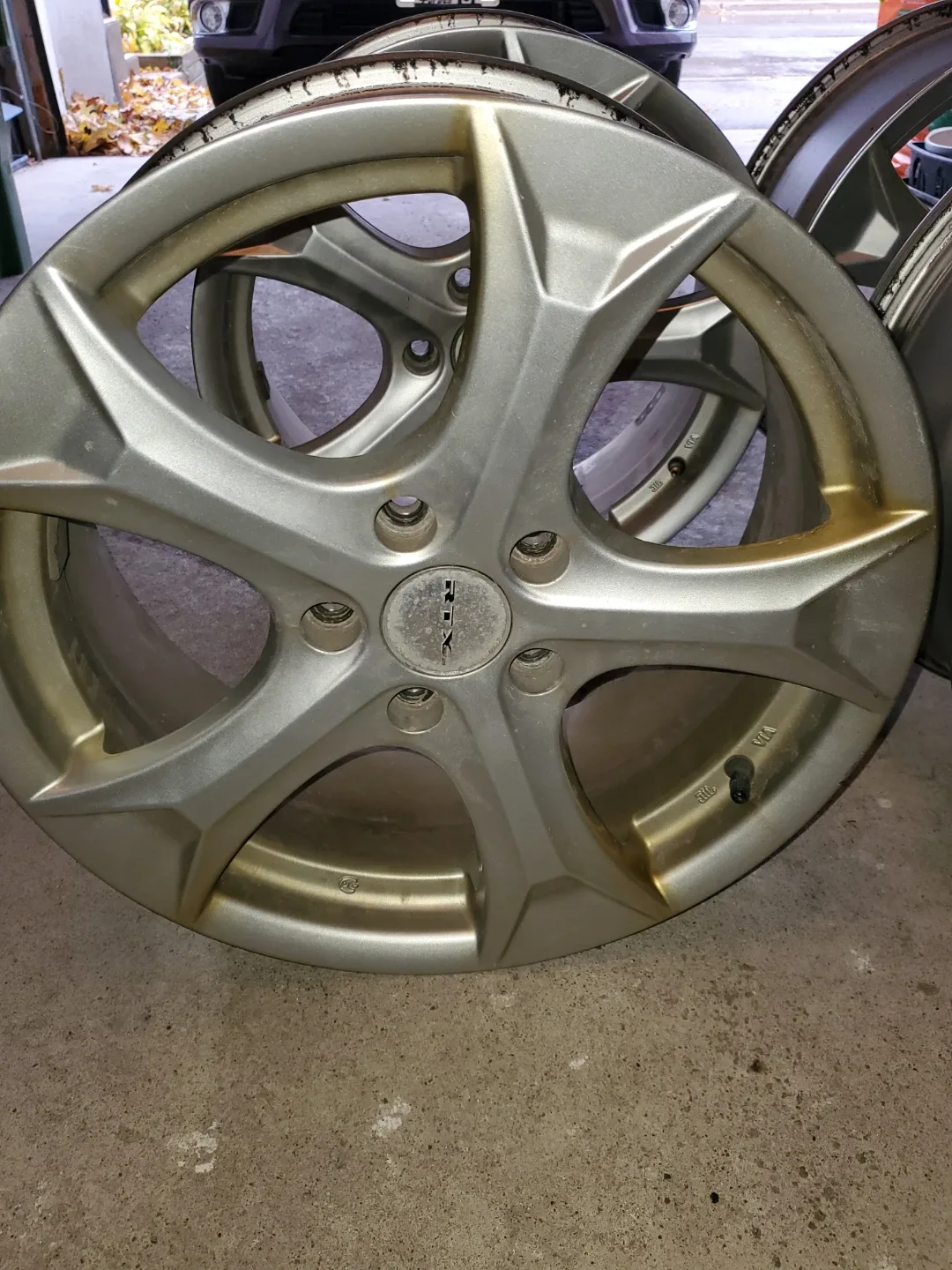 17" RTX Silver Alloy Rims - Set of 4 image indicator(5)