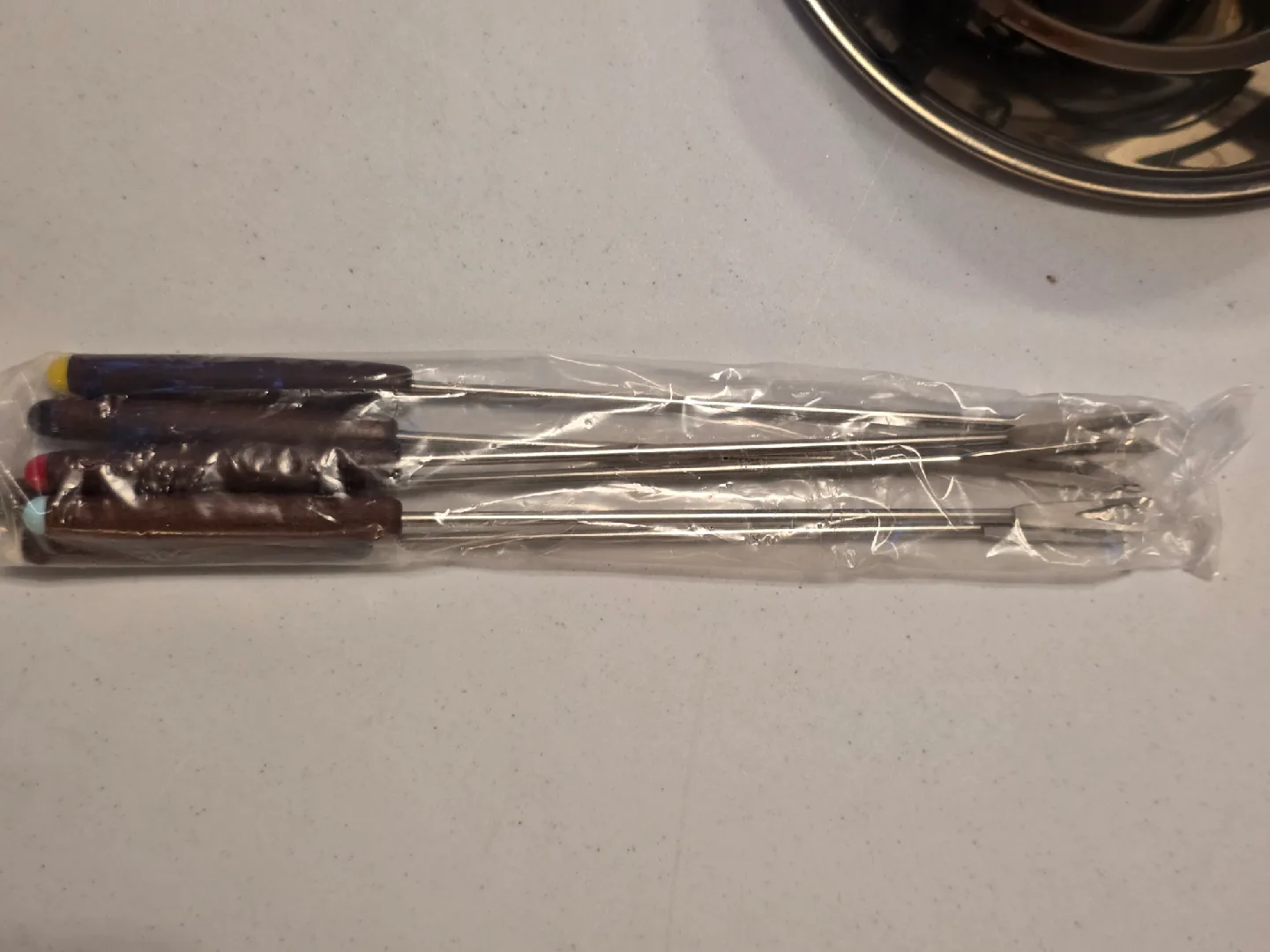 Fondue Pot Set with Forks image indicator(3)