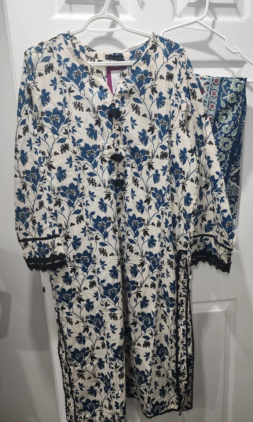 New J.  lawn  2pc  Kurta shirt  with dupatta size XXL