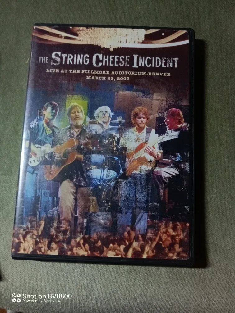 The String Cheese Incident - Live at Fillmore DVD