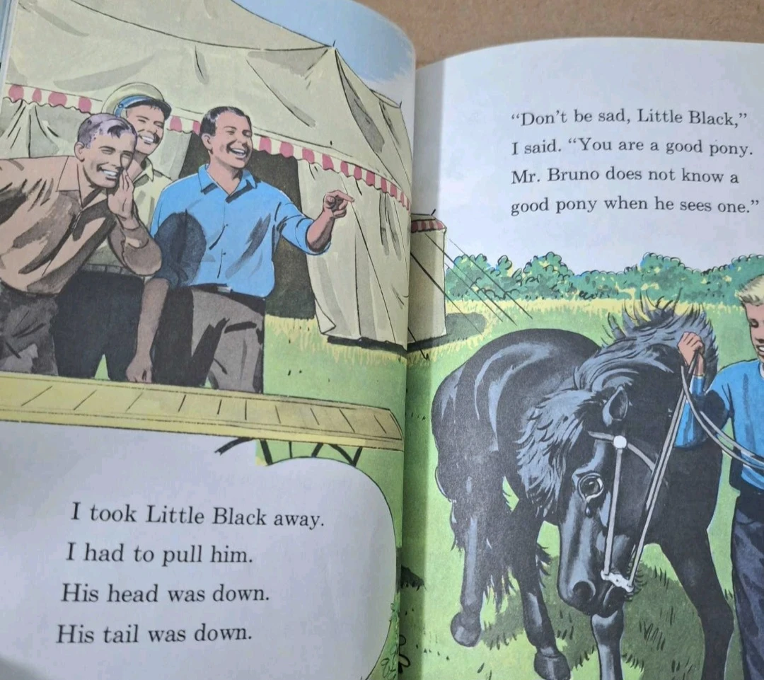 Vintage Little Black Goes to the Circus! Beginner Book - photo 4