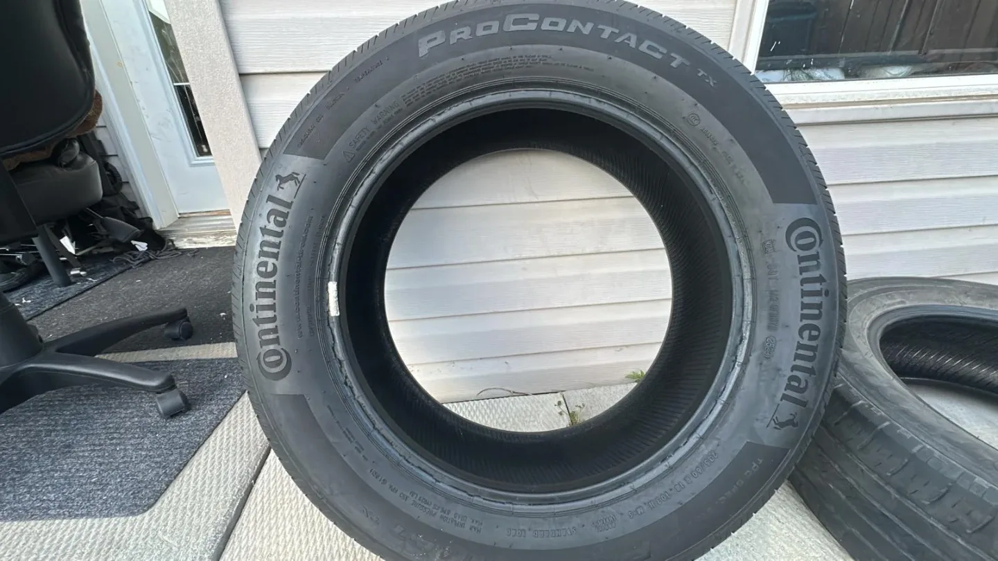 Continental ProContact TX 235/60R18 Tire image indicator(4)