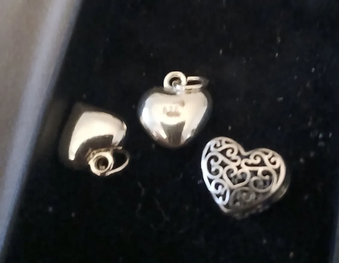 Assorted sterling silver charms image indicator(6)