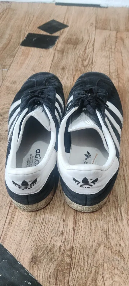 Adidas Gazelle Black Sneakers image indicator(2)