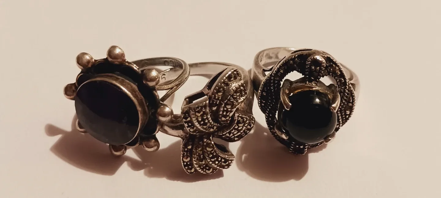 LOT OF 3 × STERLING SILVER 925 RINGS. Size 6,7. thumbnail