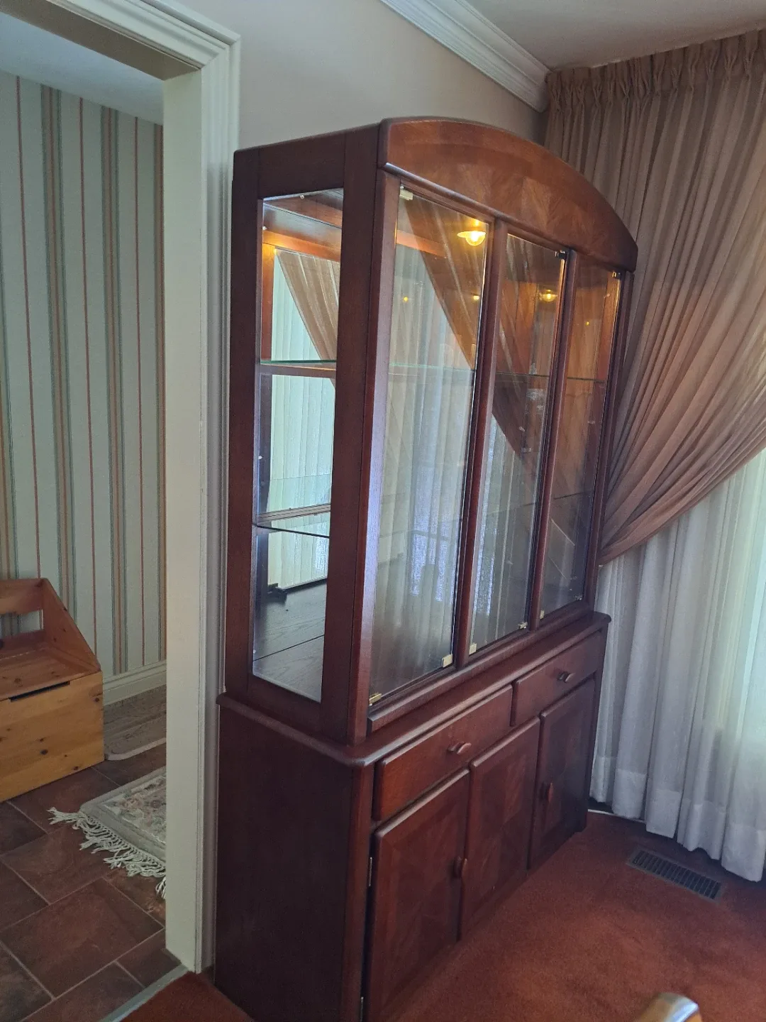 Wooden China Cabinet image indicator(2)