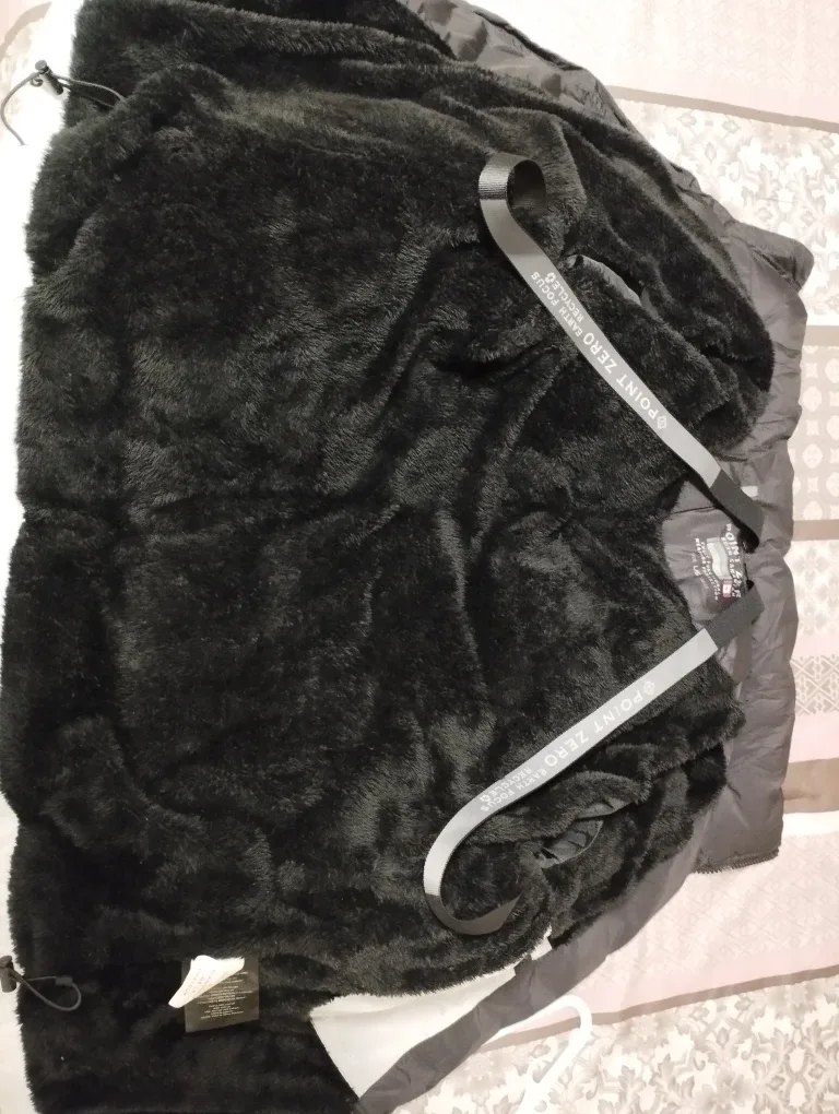 Puffer Jacket - size L image indicator(3)