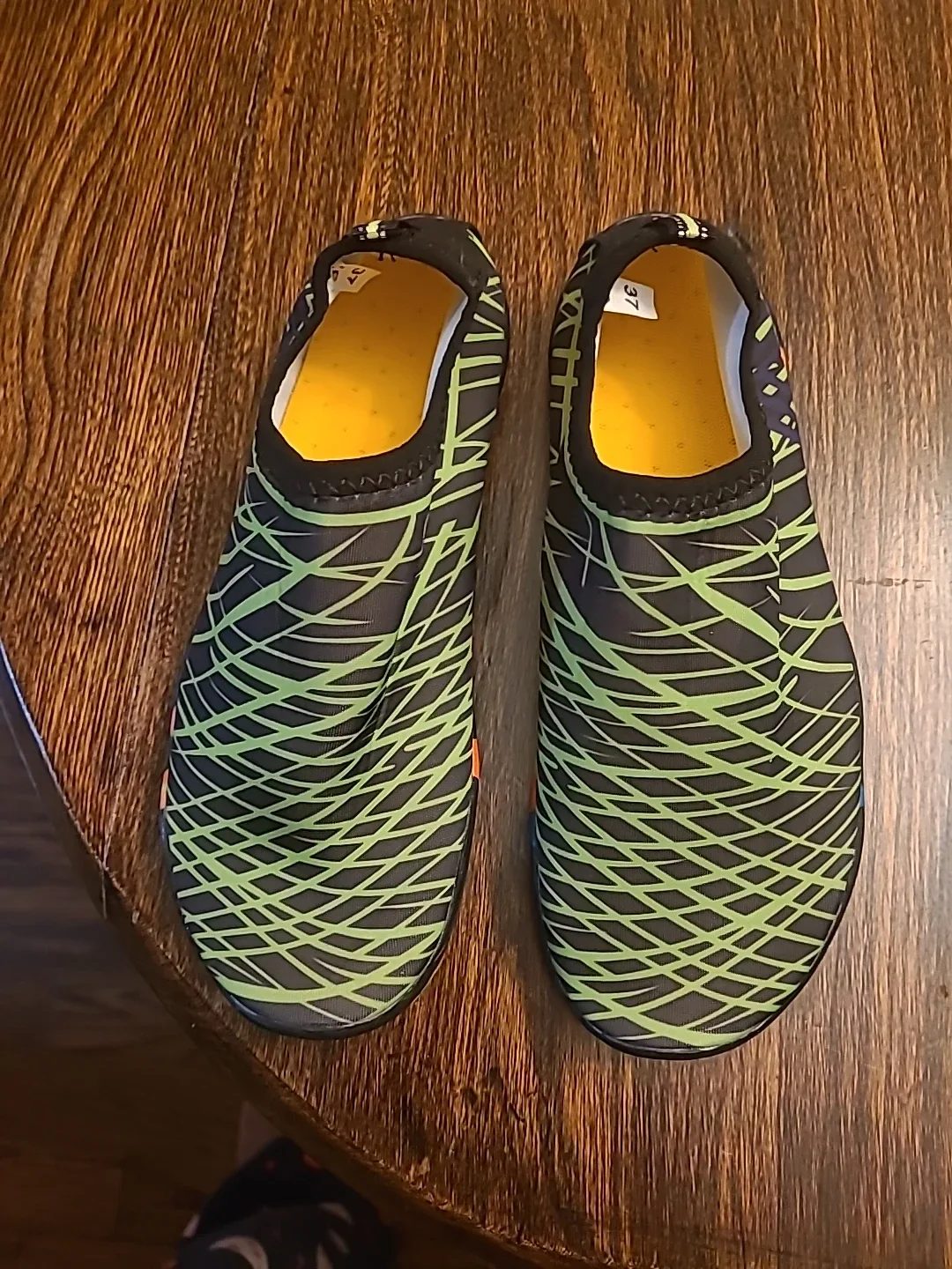 Water Shoes - Size 7 image indicator(2)