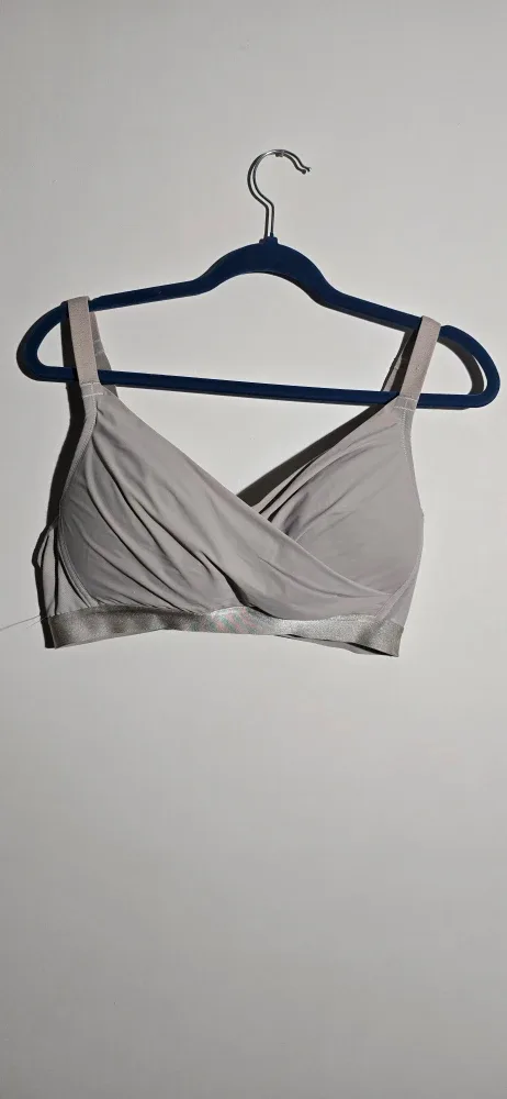 Champagne-coloured Bra - Size 40B brand deesse
