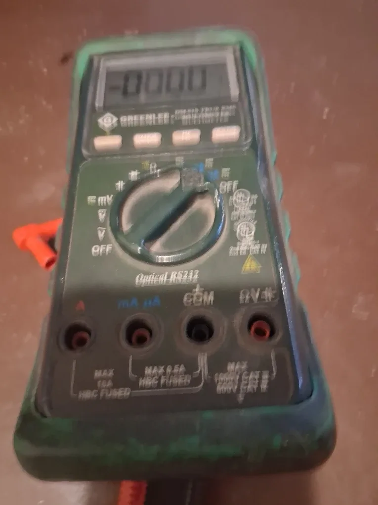 Greenlee DM-510 Digital Multimeter thumbnail