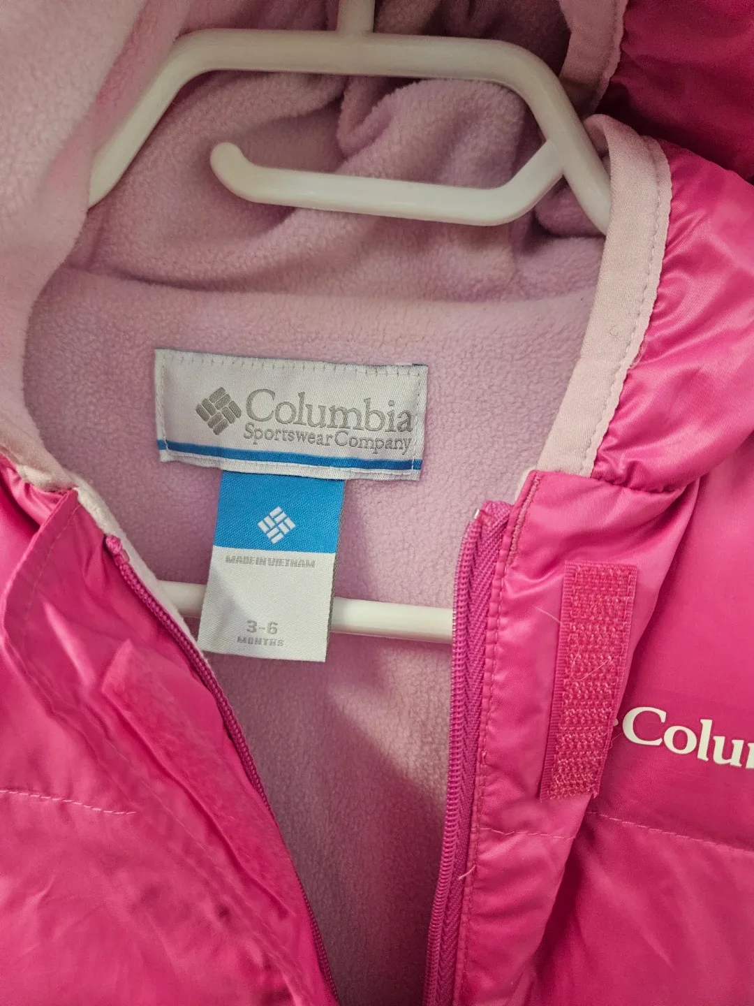 Columbia Snowsuit - Size 3-6 Months image indicator(2)