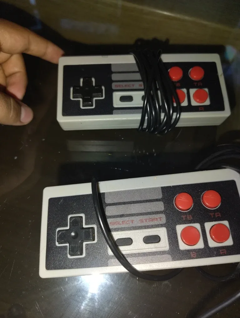 Nintendo Entertainment System (NES) Classic Edition image indicator(4)