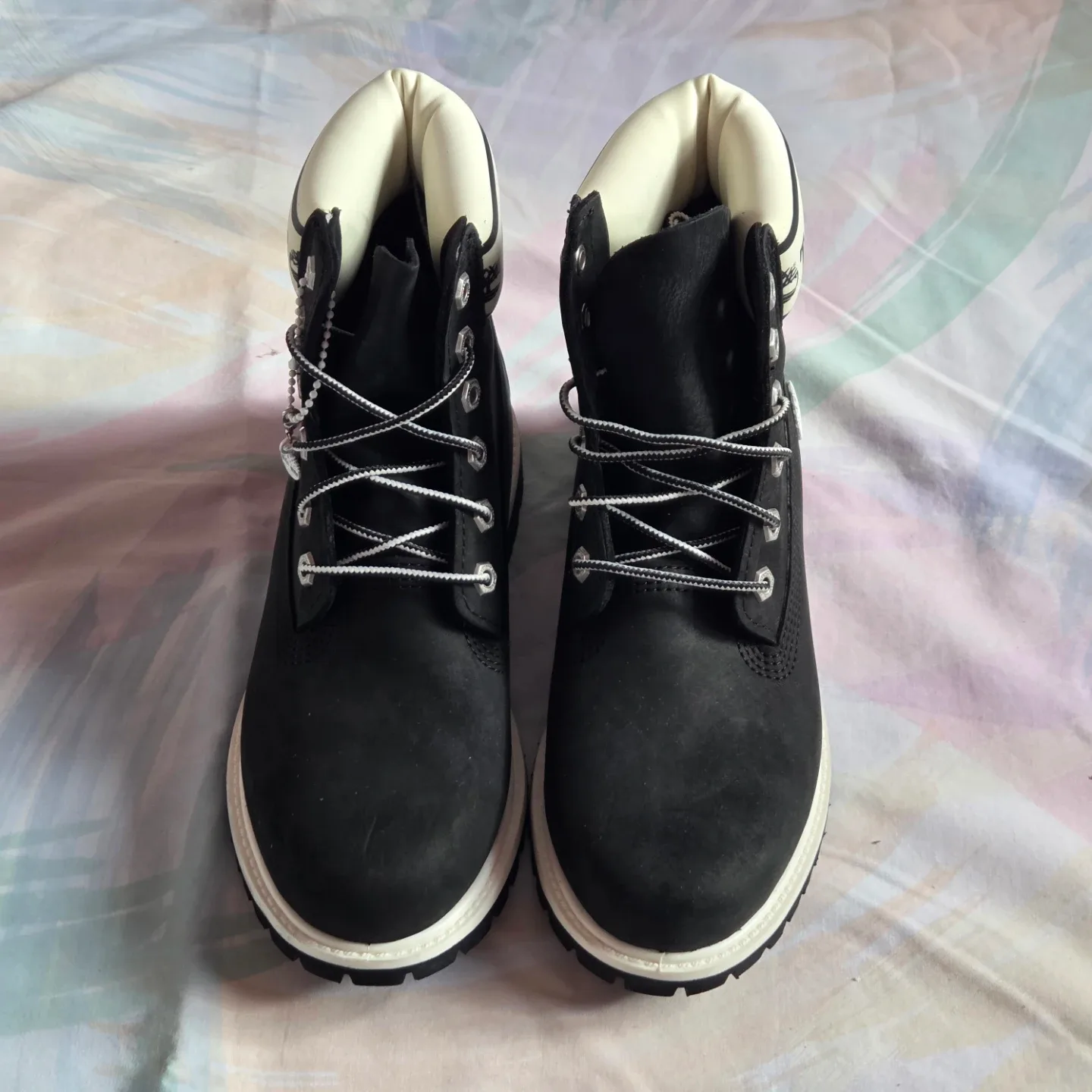 🆕Timberland 6-inch Waterproof Boots image indicator(3)