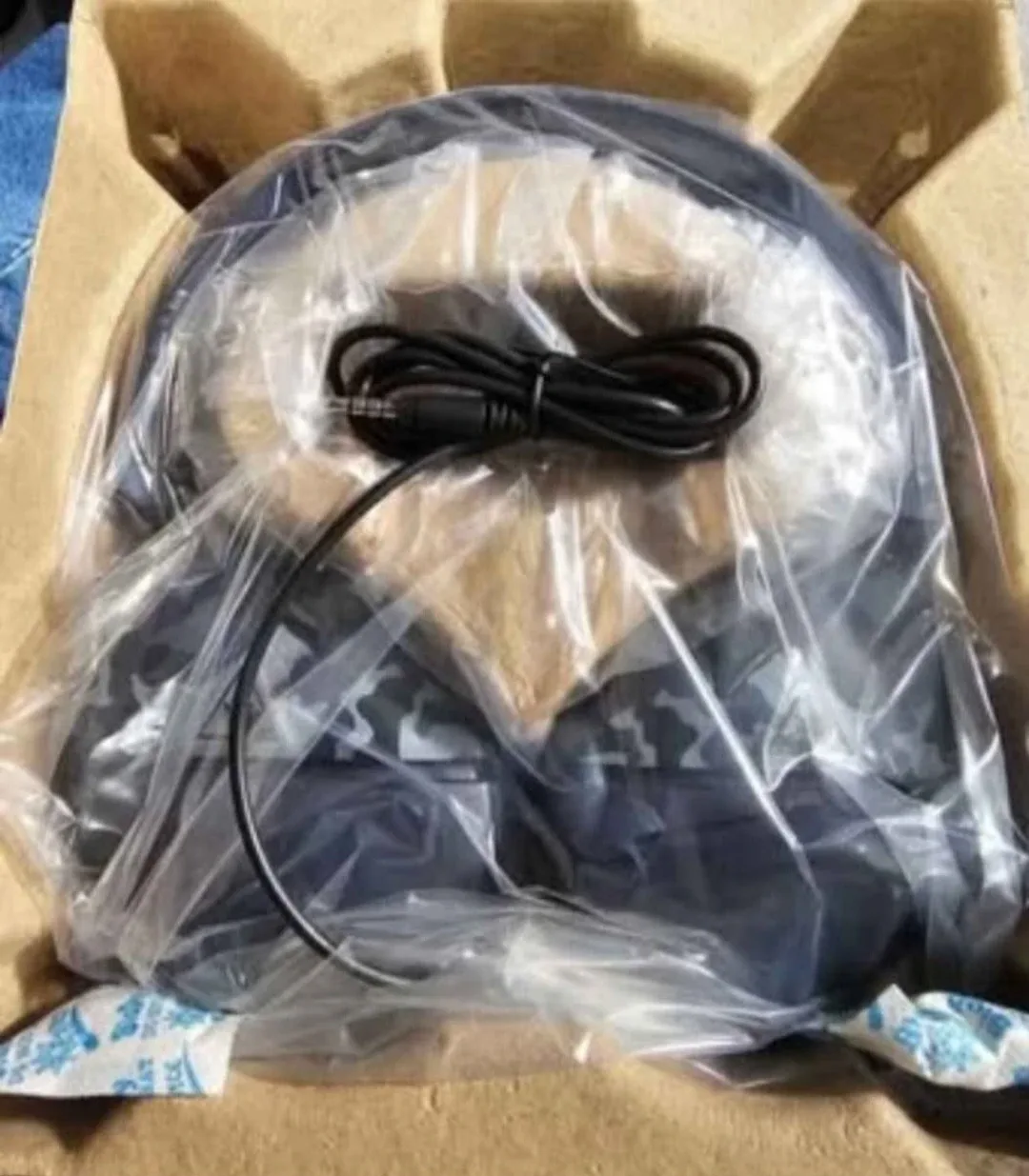 BNIB Turtle Beach Recon 70 Multi Platform Gaming Headset image indicator(2)