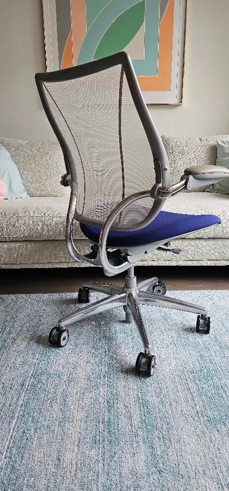 Humanscale Liberty Chair - Blue Seat, Gray grame, Aluminum base image indicator(6)