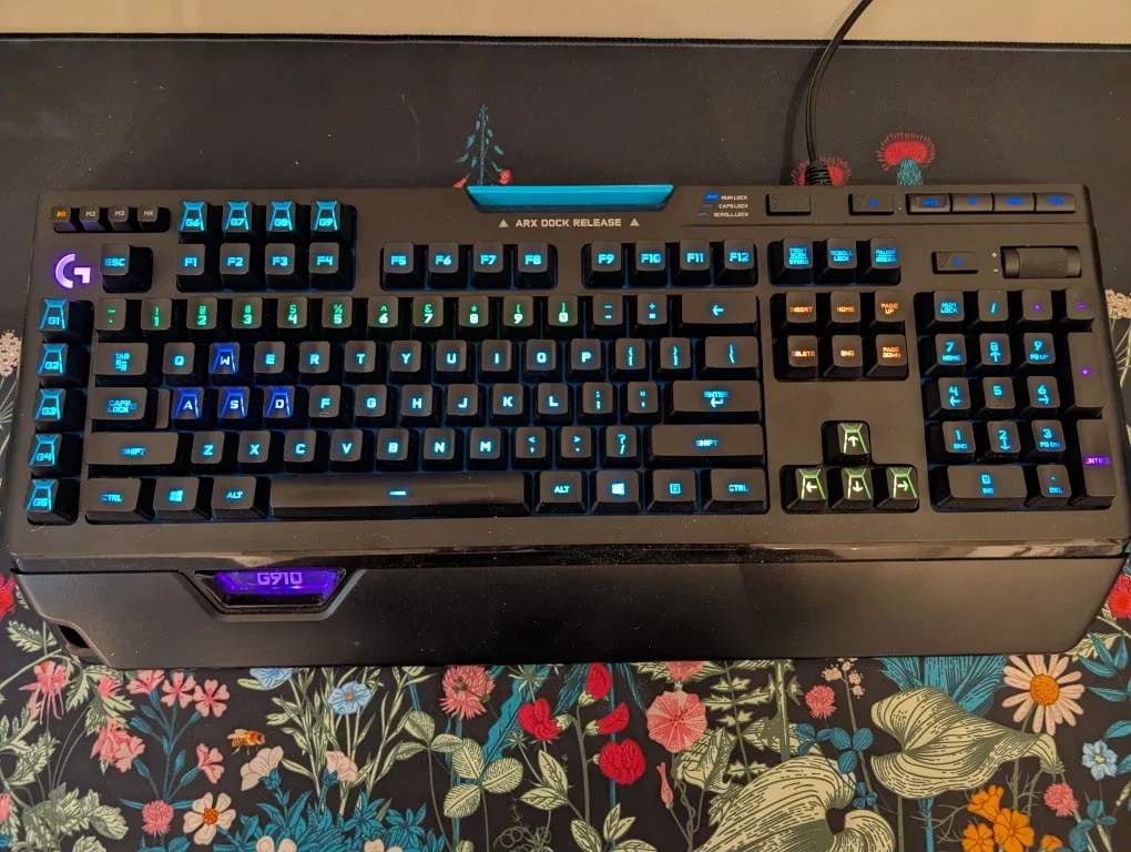 Logitech G910 Orion Spark Keyboard - Slight issue